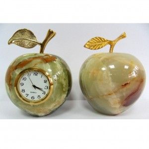 Яблоко из оникса с часами (h-6,5 см, диаметр - 4.5 см)