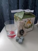 Новогодний набор в подарочной коробке: камни для виски в мешочке, бокал для виски