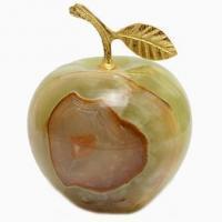 Яблоко из оникса среднее (h-7,5 см, диаметр - 5,5 см)