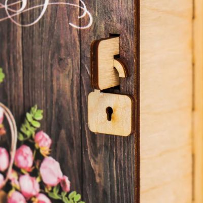 Шкатулка-книга "8 марта. Розы" 14 см