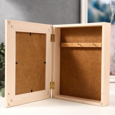 Ключница "Ромашки" молочный дуб 19х24 см