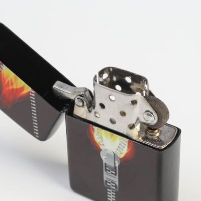 Зажигалка бензиновая "Огонь внутри", кремний, 5.5х3.5 см