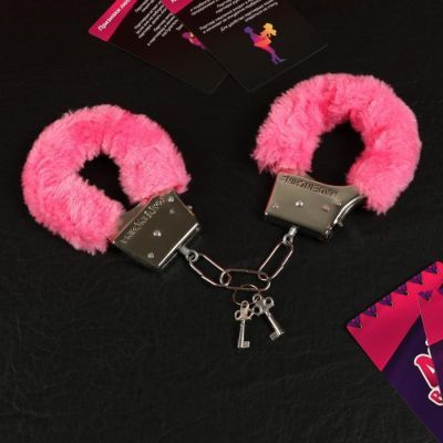 Эротический набор для двоих «Ахи-вздохи», 10 карт, наручники, 18+