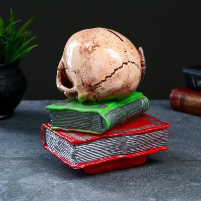 Копилка "Череп на книгах", 17см