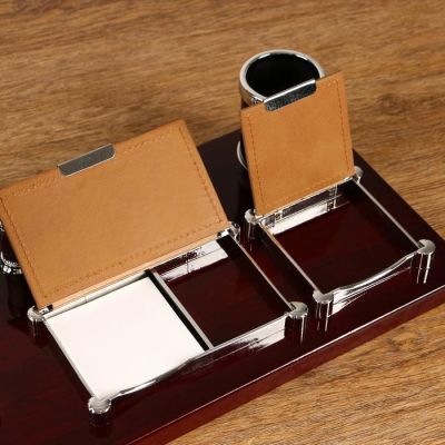 Набор настольный 6в1 (2 блока д/бумаг, карандашница, часы, визитница,глобус)