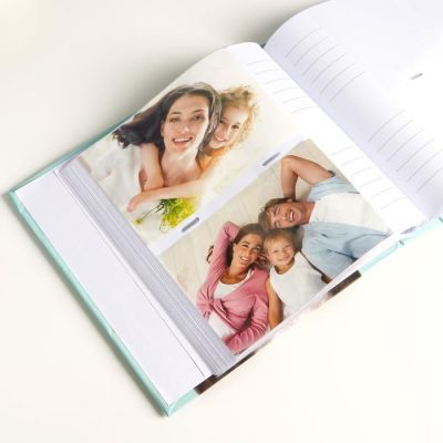 Фотоальбом на 200 фото 10х15 см "Мопс в шляпе и бабочке"