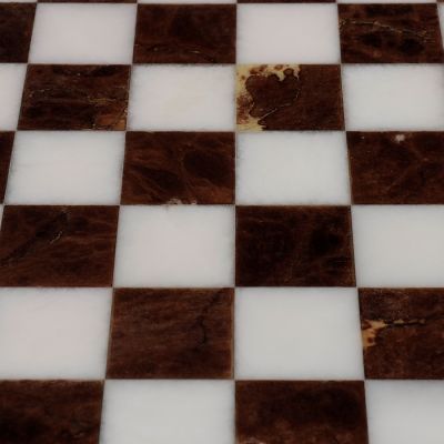 Доска шахматная с контейнером, диаметр клетки 3,7 см