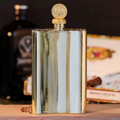 Фляжка "Золотой нефтяник", 300 мл