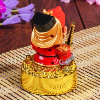 Маятник пластик от солнечной батареи "Гуань-ди с пагодой" 11х8,5х8,5 см