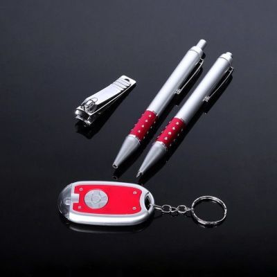 Набор подарочный 4в1 (2 ручки, кусачки, фонарик красный) микс