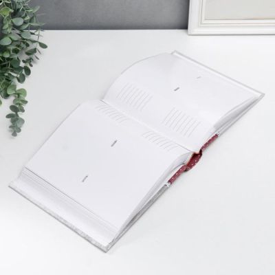 Фотоальбом "Младенец" на 200 фото, 50 листов, 10х15 см