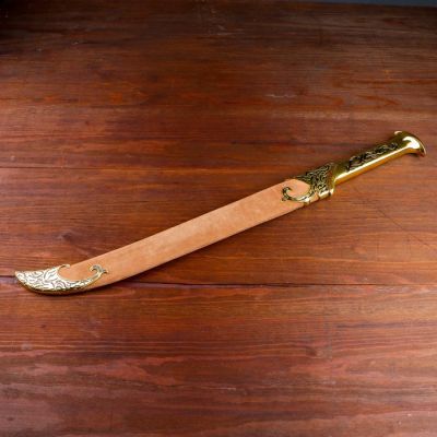 Сув. изделие кинжал на подставке, рукоять золото, 70см, клинок 48 см