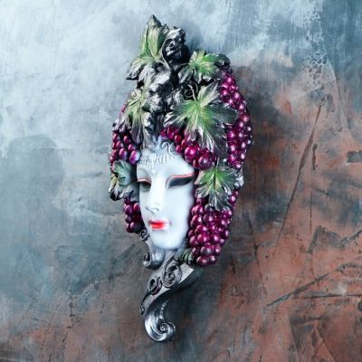 Венецианская маска "Виноград"  30см белая