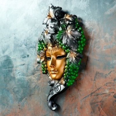 Венецианская маска "Виноград" золото  30см