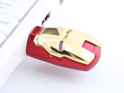 Флешка Железный человек (на 4гБ)