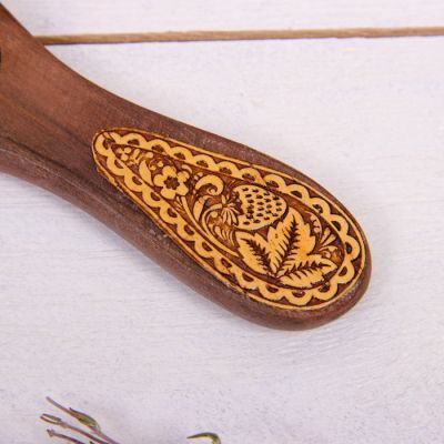 Массажка «Ягоды», 4×15 см см, береста