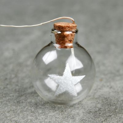 Гирлянда «Нить» 1.6 м с насадками «Шарики со звездой», IP20, прозрачная нить, 15 LED, свечение мульти, ААх2