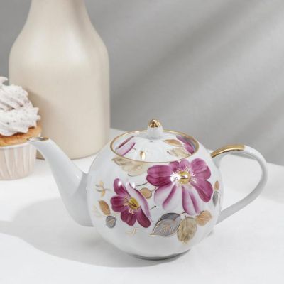 Сервиз чайный «Тюльпан. Пурпуровый цветок», 15 предметов: чайник 750 мл, сахарница 600 мл, сливочник 300 мл, 6 чашек 220 мл, 6 блюдец 15 см