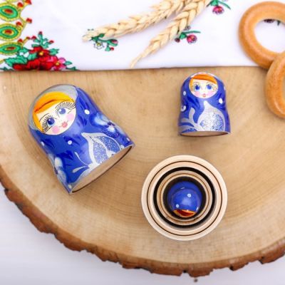 Матрёшка 3-х кукольная «Бабочка», синяя, 11 см