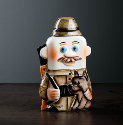 Штоф в книге "Охотник" (фарфор, объем 350 мл)