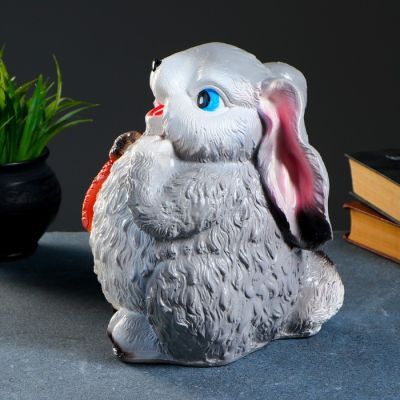 Копилка "Заяц с морковкой" 20*18*24 серый