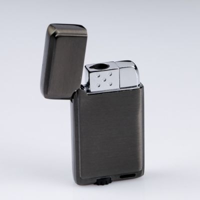 Зажигалка газовая "Уилтшир", 3.3х6.2 см, темный хром
