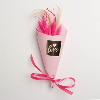 Букет из сухоцветов Love, 13 × 21 × 5 см