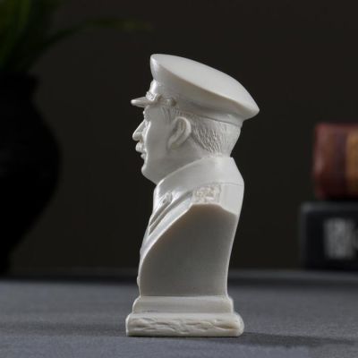 Бюст Сталин 9х7см, белый / мраморная крошка