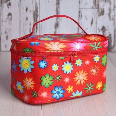 Косметичка-сундук «Букет», отдел на молнии, с зеркалом, цвет красный