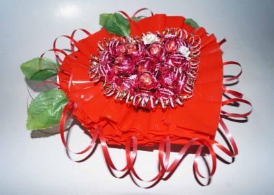 Сердце из шоколадных конфет «Ключ к твоему сердцу»