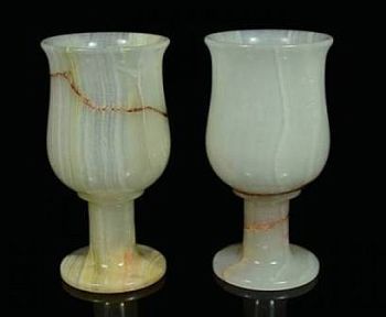 Набор высоких бокалов для вина из оникса (2шт) h -12,2см, d-6,3 см (в картонной коробке)