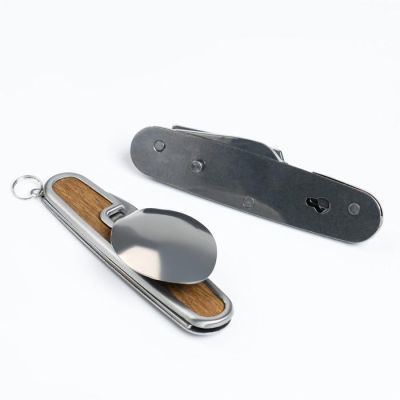 Подарочный набор "Рептилия" 5 в 1: фляжка 240 мл, вилка, ложка, 2 рюмки, 17х23 см