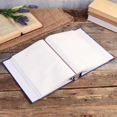 Фотоальбом на 200 фото 13х18 см "Бутон и бабочка" в коробке, зол.обвод МИКС 29,5х23,5х5,5 см