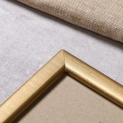 Фоторамка сосна с19 50х70 см (золото)