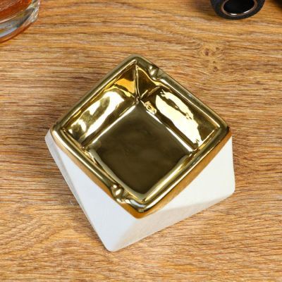 Пепельница "Кений", 10х5 см, белая