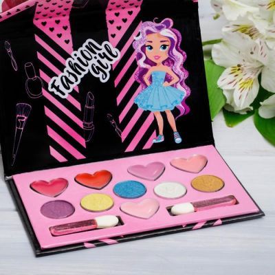 Набор косметики для девочки "Fashion", тени 5 цв по 1,3 гр, блеск 5 цв по 0,8 гр