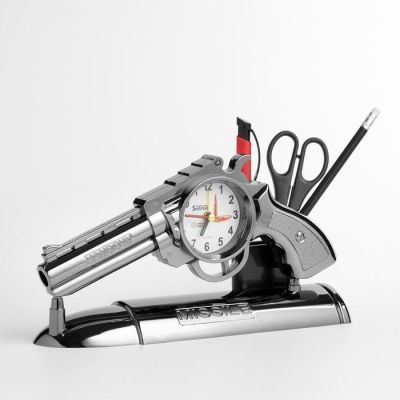 Часы-будильник "Пистолет", дискретный ход, 13 х 24 см, d циферблата=7 см