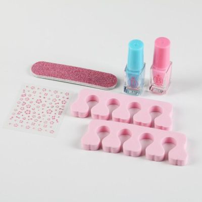 Набор косметики с косметичкой «Будь яркой» (МИКС наклеек)