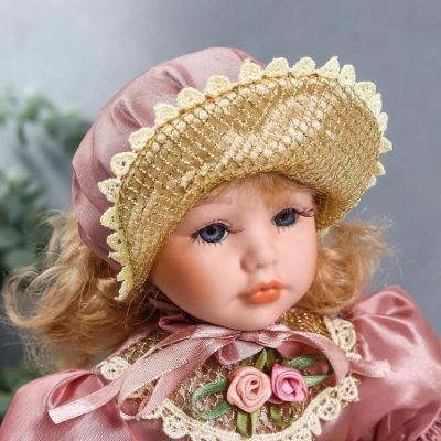 Кукла коллекционная керамика "Ася в розовом платье и чепчике" 30 см