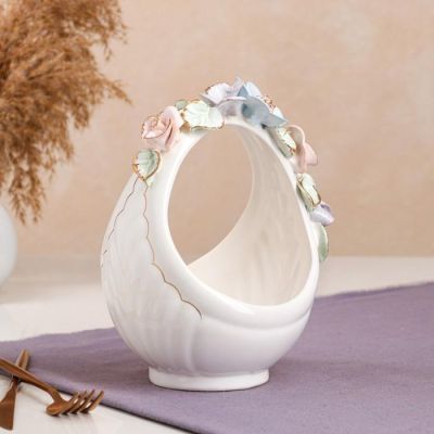 Конфетница "Корзина", белая, цветная лепка, золотистая роспись, 22 см, микс