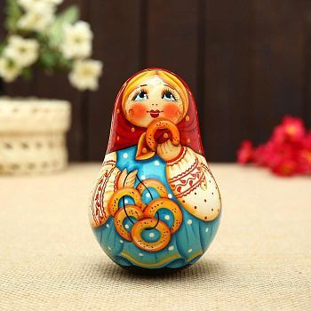 Неваляшка «Девочка с баранками», 11х4 см, ручная роспись