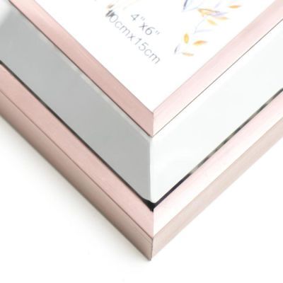 Фоторамка пластик 10х15 см "Зеркало с тёмно серебряной обводкой" 20х15,4 см