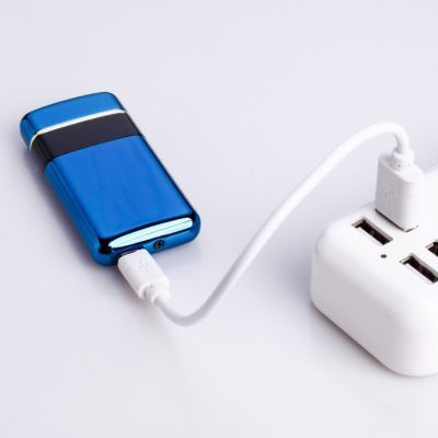 Зажигалка электронная "Гота", дуговая, 7х3.5 см