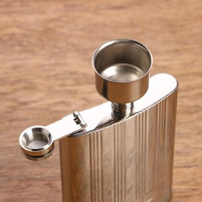 Набор 6в1 (фляжка 8oz+рюмка+воронка+карты+кубики+шахматы), деревянная коробка, 18*24см