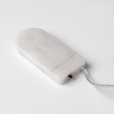 Светодиодная фигура «Ёлка с ягодами и шишками», 11.5 × 27 × 7.5 см, пластик, батарейки CR2032х2, свечение тёплое белое