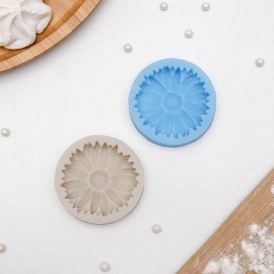 Молд силиконовый «Герберы», 6×6 см, цвет МИКС