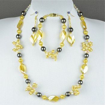 Комплект жемчуг, хрусталь, гематит "Жемчужная нежность" арт.ВАС-1108