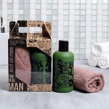 Набор For real men фляга гель для душа 250 мл аромат мята и цитрус, полотенце