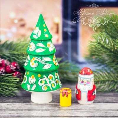 Матрёшка 3-х кукольная «Ёлка с Дедом Морозом», 11 см