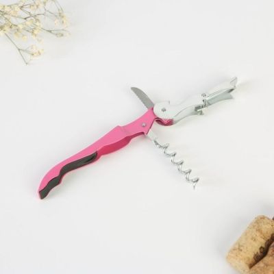 Штопор на открытке "Клуб плохих девочек" 10 х 15 см